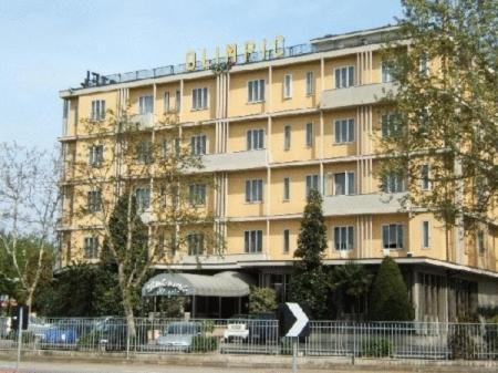 Hotel Olimpic Castel Maggiore Esterno foto